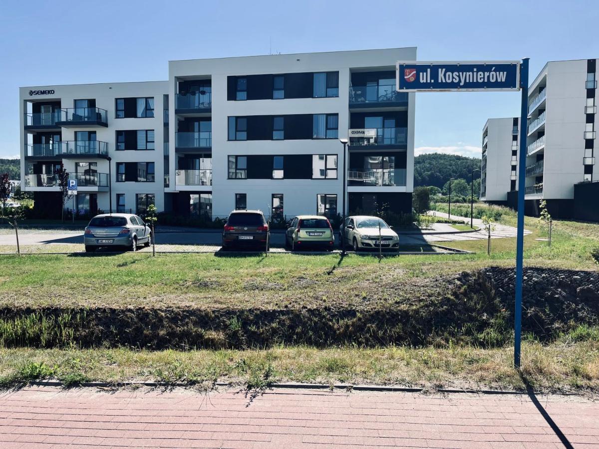Ferienwohnung Apartament Husarska Rahmel Exterior foto