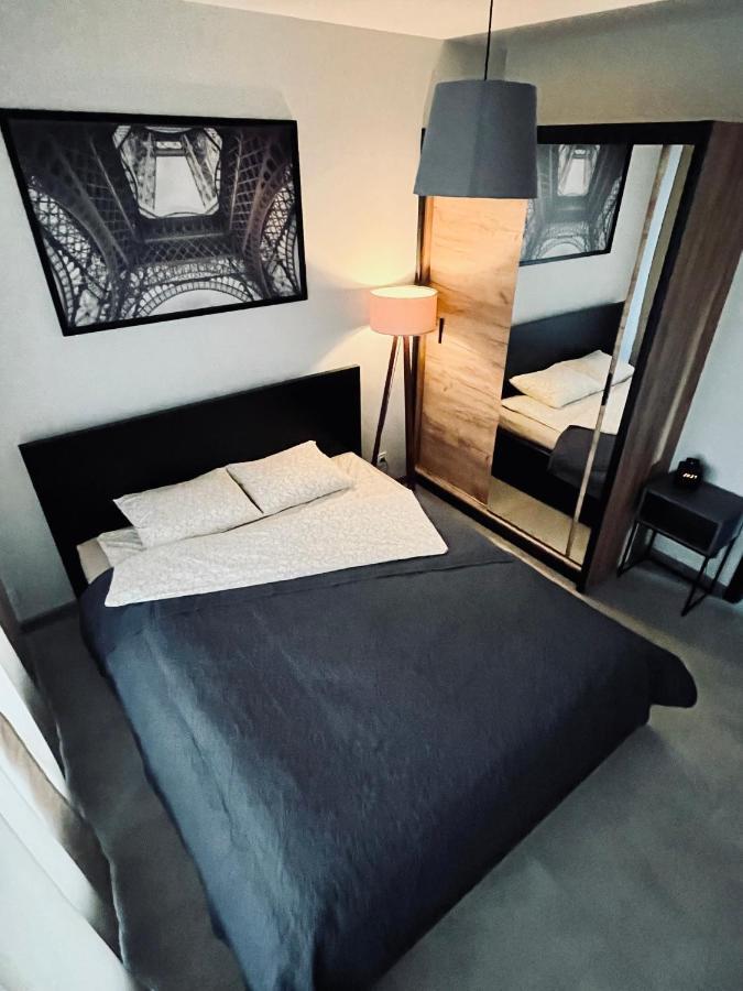 Ferienwohnung Apartament Husarska Rahmel Exterior foto