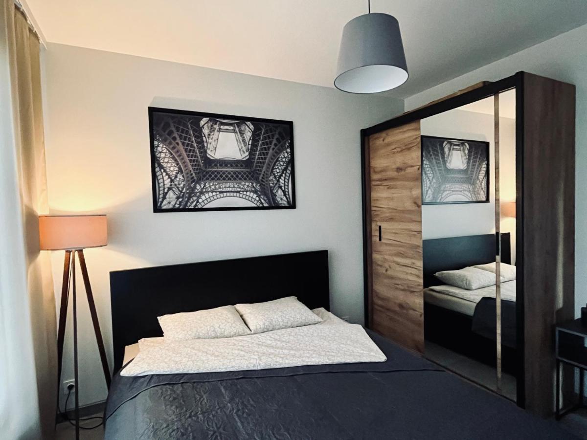 Ferienwohnung Apartament Husarska Rahmel Exterior foto